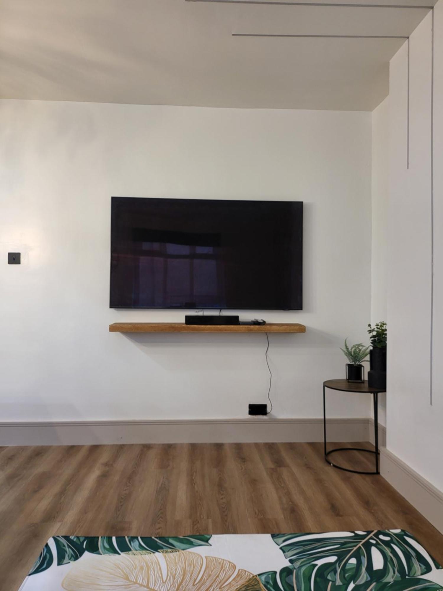 Country Style Modern Self Catering 3 Bedroom Bungalow In Blackpool Bagian luar foto